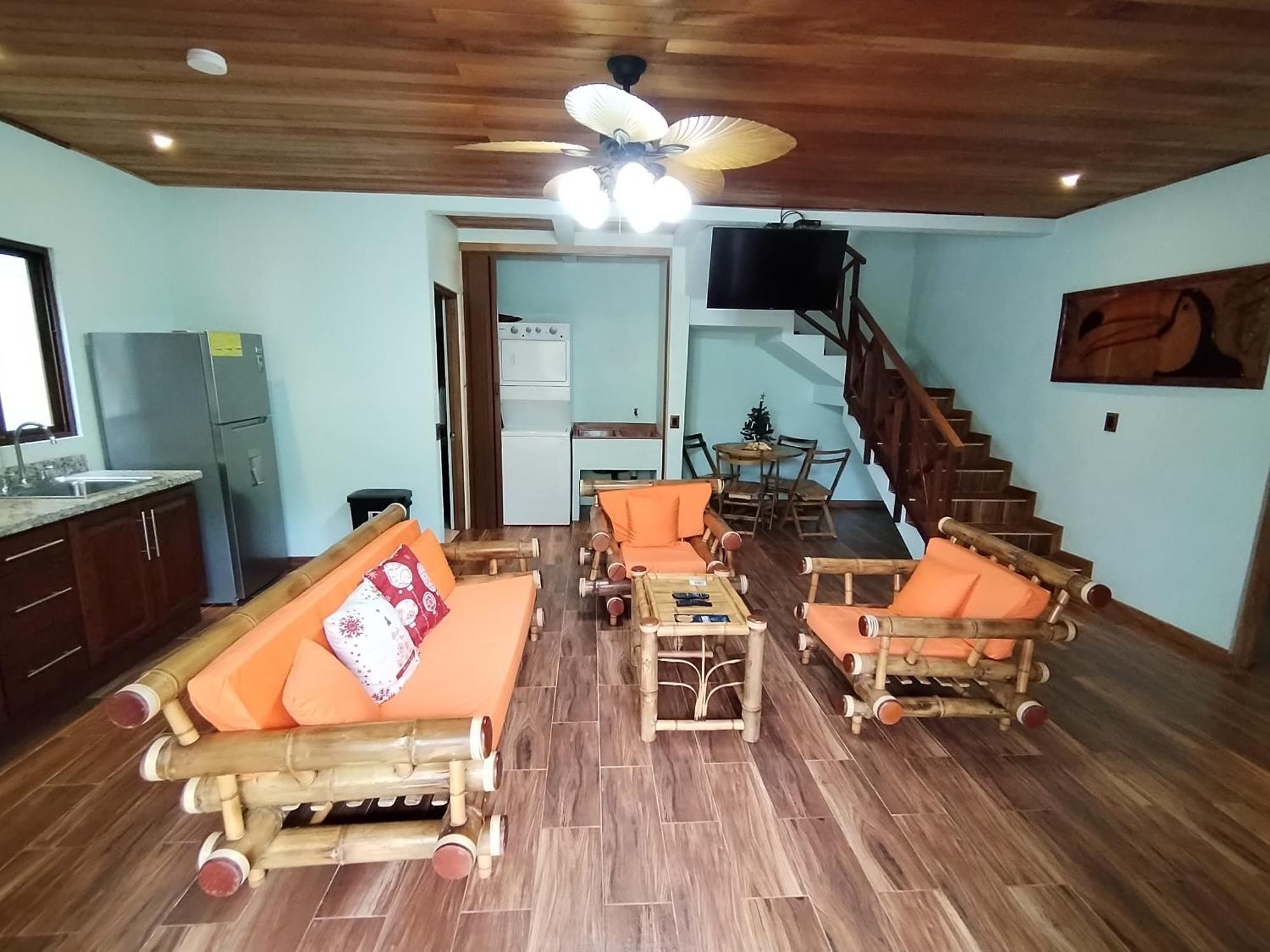 Bungalows Beachfront Hotel Пунта Ува Екстериор снимка