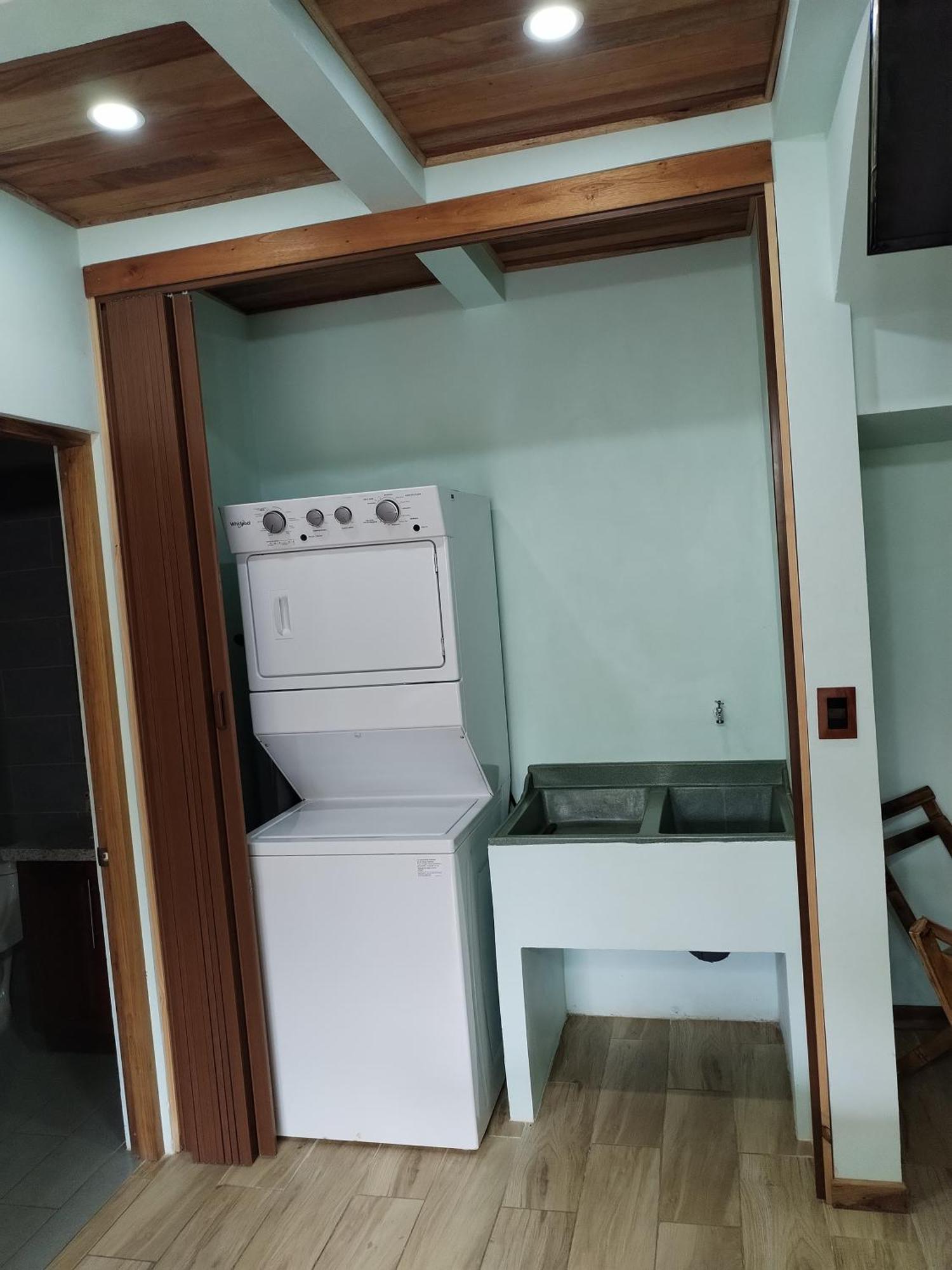 Bungalows Beachfront Hotel Пунта Ува Екстериор снимка