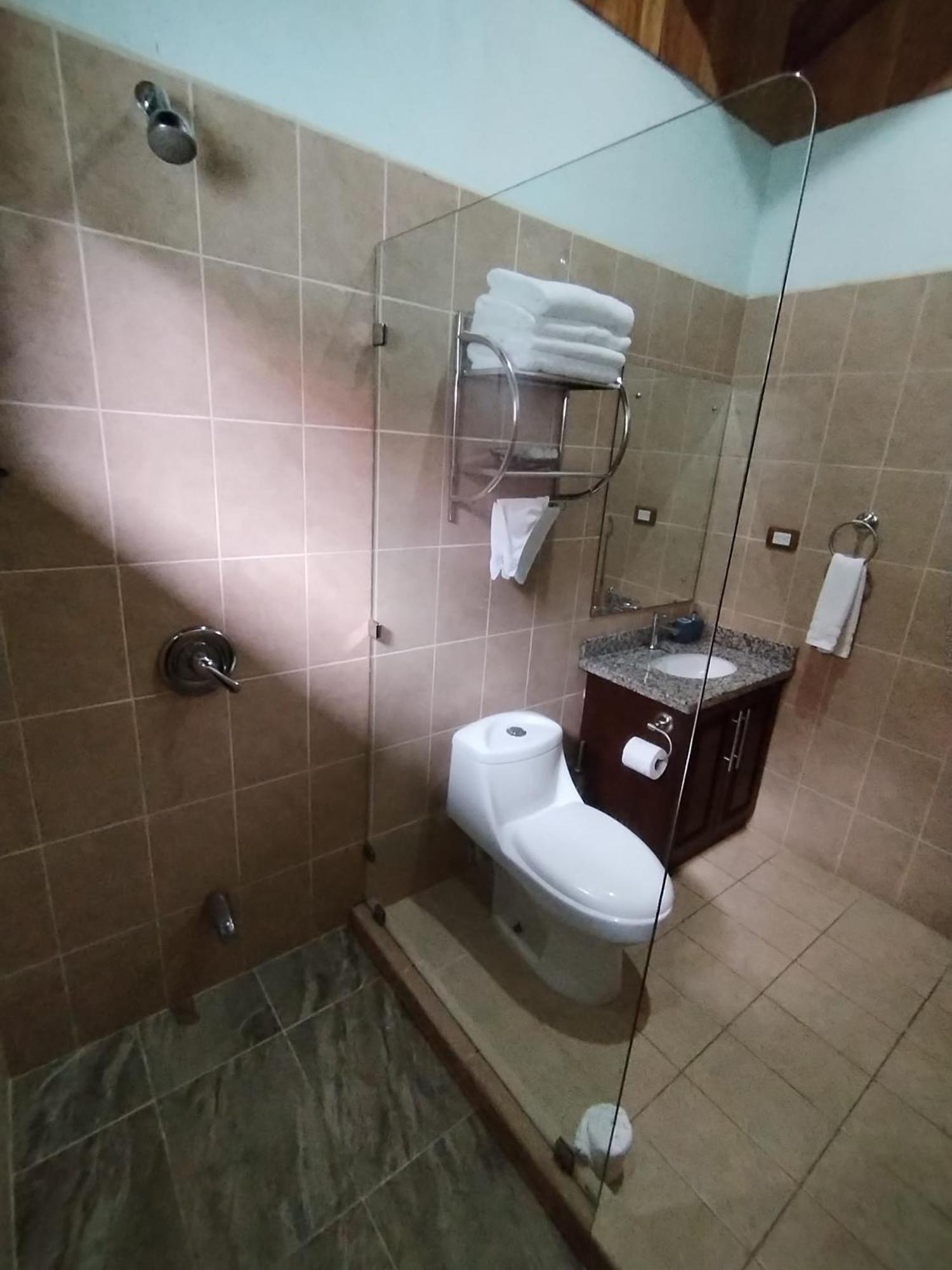 Bungalows Beachfront Hotel Пунта Ува Екстериор снимка